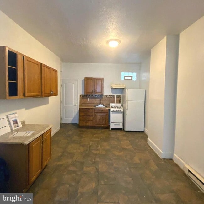 Building Photo - 659 N 38th St