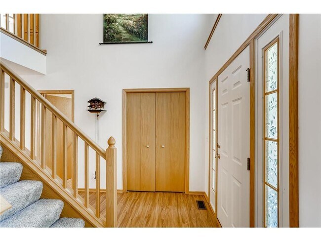 Building Photo - Single Family Home + Over 1/2 Acre Lot!! Welcome Home to Rockford MN!