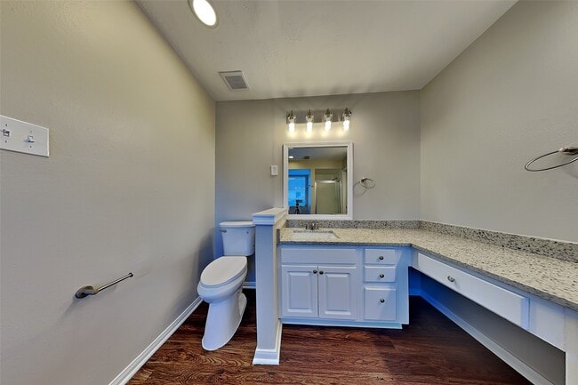 Building Photo - 30826 Trinket Dr