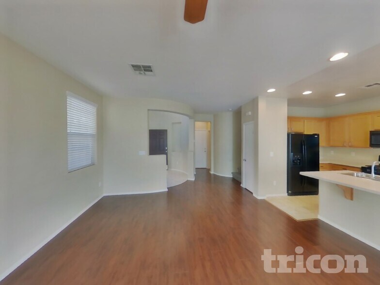 Building Photo - 9155 Wine Cellar Ave
