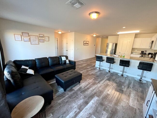 Building Photo - New 4 Bedroom Home in Bullhead City! AVAIL...
