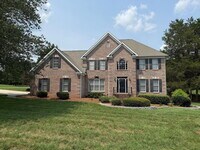 Building Photo - 1016 Longhorn Ct