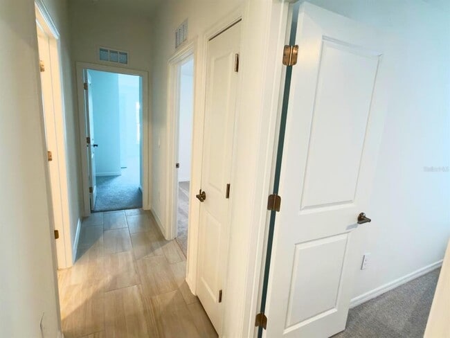 Building Photo - 2318 Allium Roseum Ln