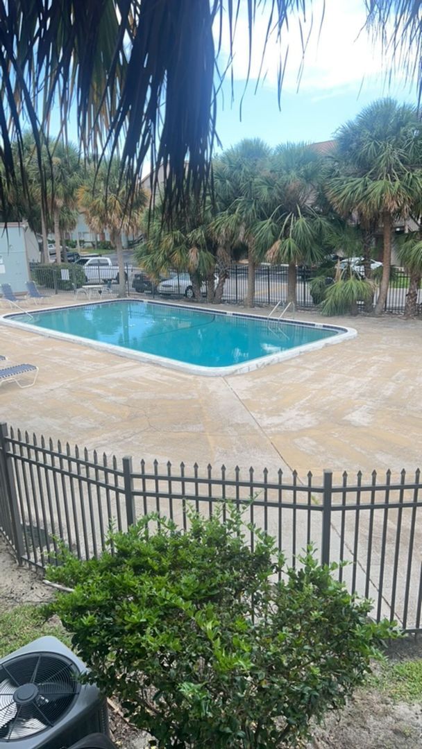 Building Photo - 2 Bedroom, 2 bathroom condo For Rent in Town N Country!