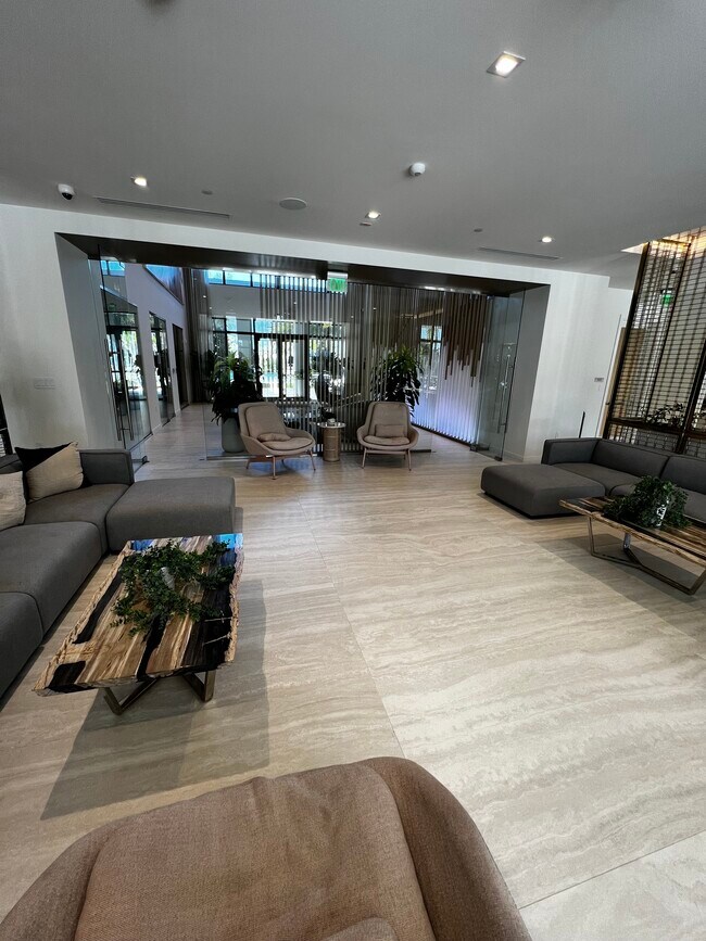 Building Photo - 670 W 74th Pl