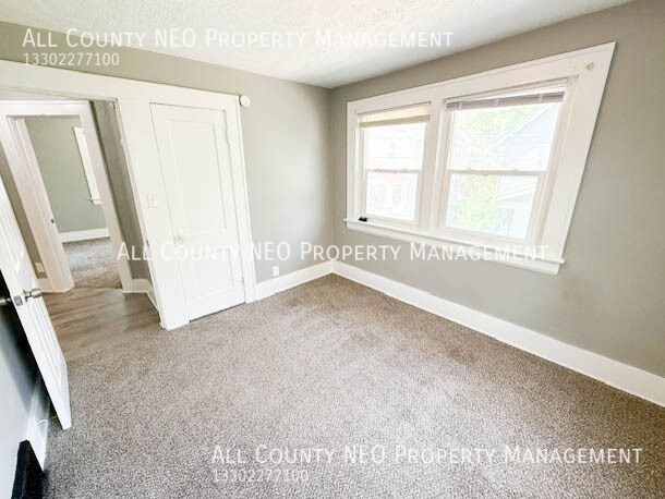 Building Photo - 73 Belvidere Way