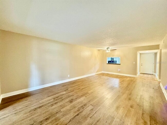Building Photo - 3048 Eastland Blvd