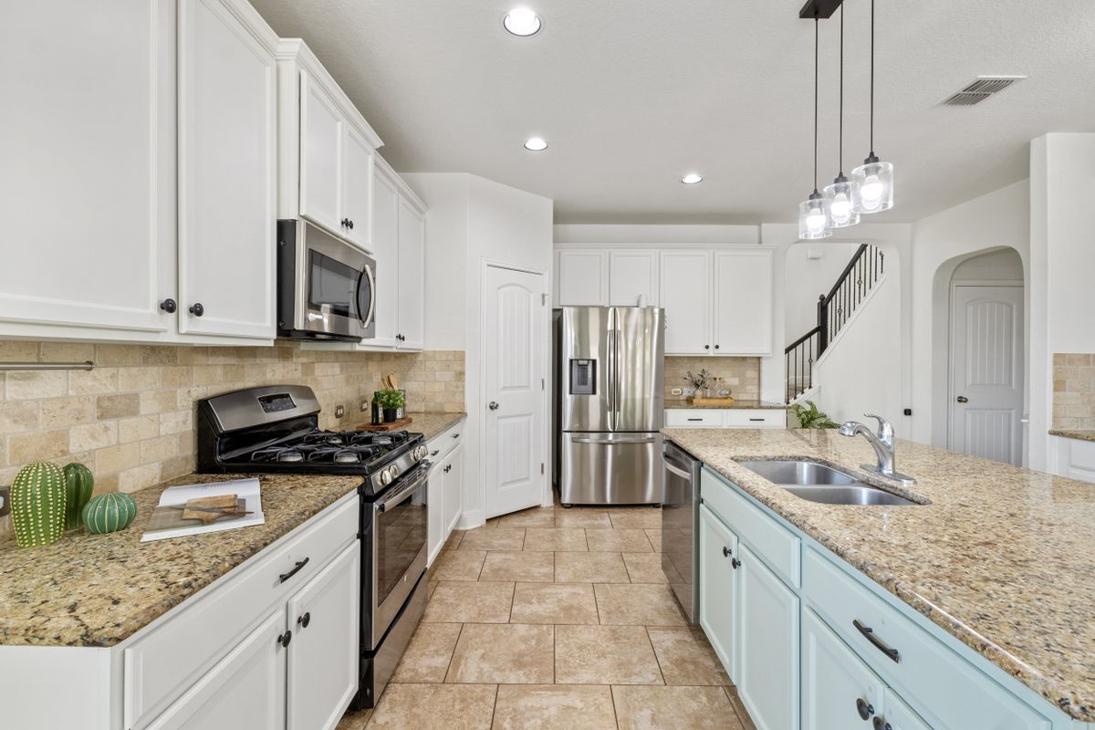 Building Photo - 22438 Akin Fawn