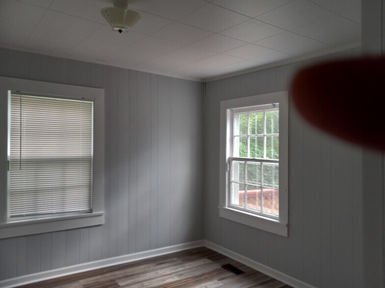 Building Photo - 2827 Wilkinson Pike