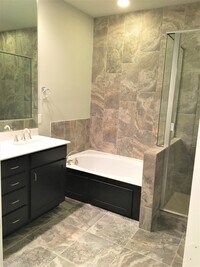 Building Photo - 1310 Rancho Mirage Dr