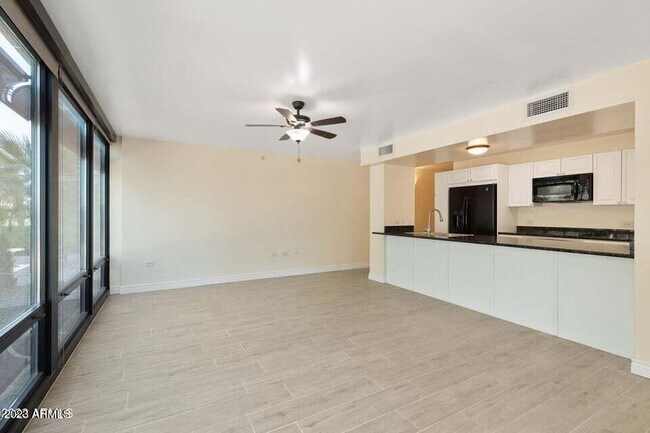 Building Photo - 4808 N 24th St