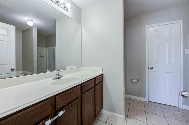 Building Photo - 9814 Garnet Springs Dr
