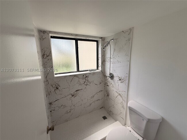 Building Photo - 9725 SW 138th St