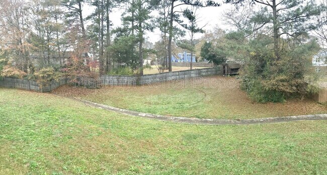 Building Photo - 2990 Summit Ridge