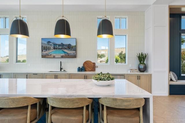 Building Photo - 5015 Avenida Lugano