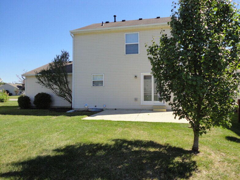 Building Photo - 531 Sherman Dr