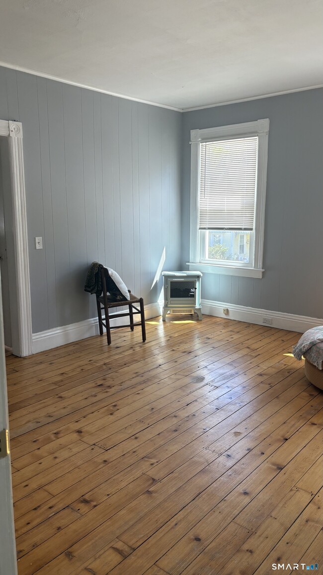 Building Photo - 130 Platt Ave