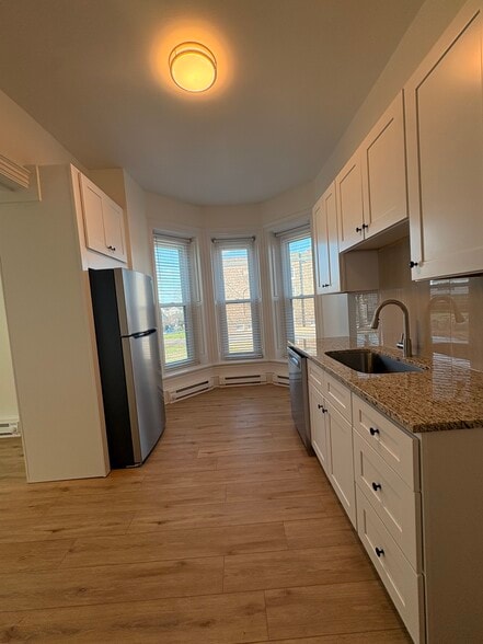 Building Photo - 61 Forest Ave