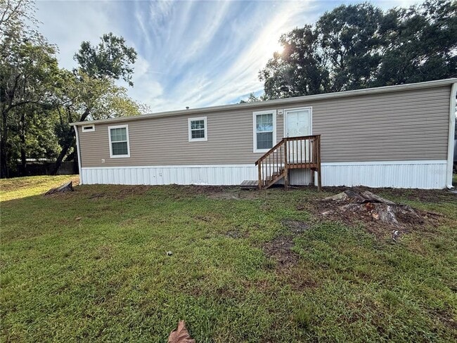 Building Photo - 39141 Bay Ave