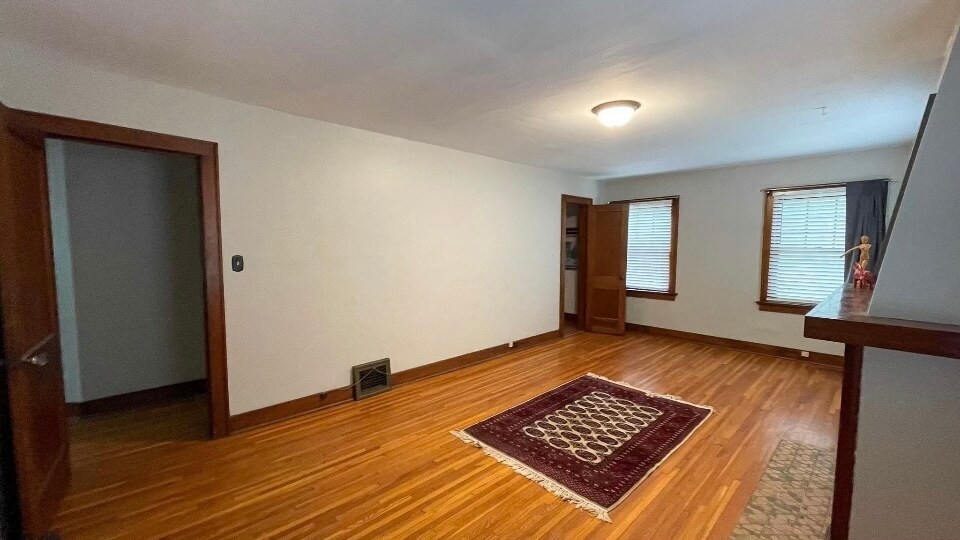 Building Photo - 1114 N Carlos St