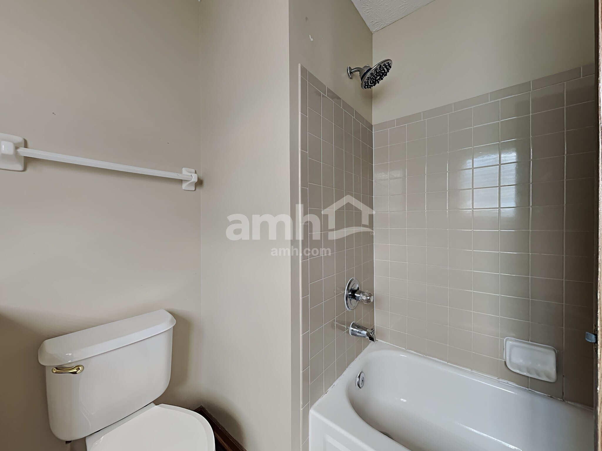Building Photo - 6647 Hilmar Dr