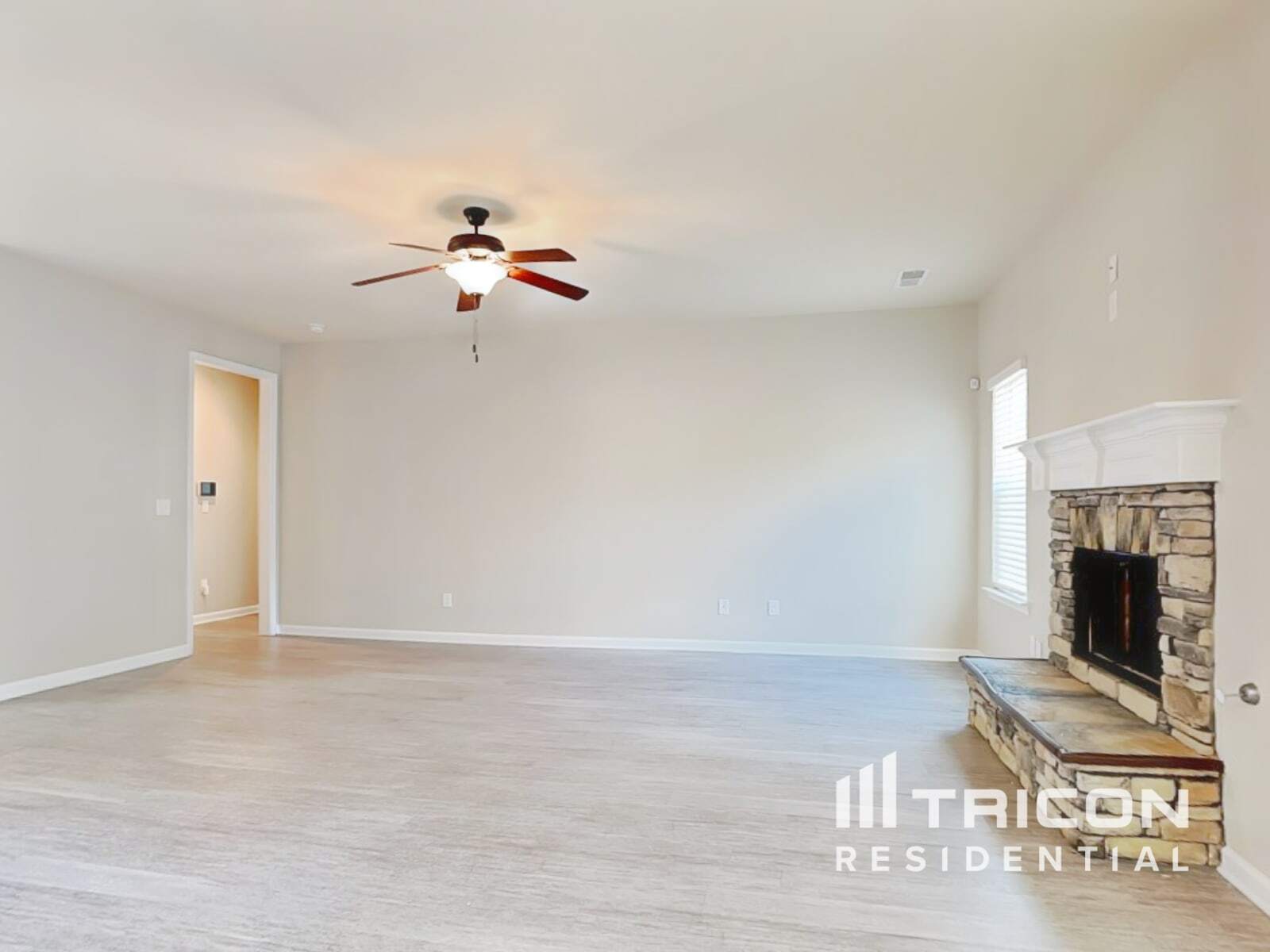 Building Photo - 3015 Button Cir