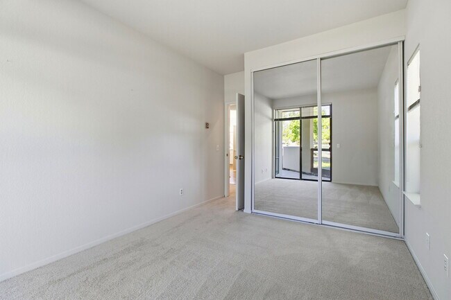 Building Photo - 101 Shorebird Cir