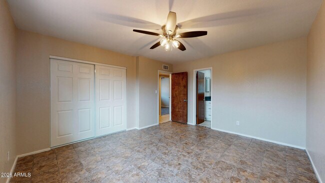 Building Photo - 1330 W 13th St