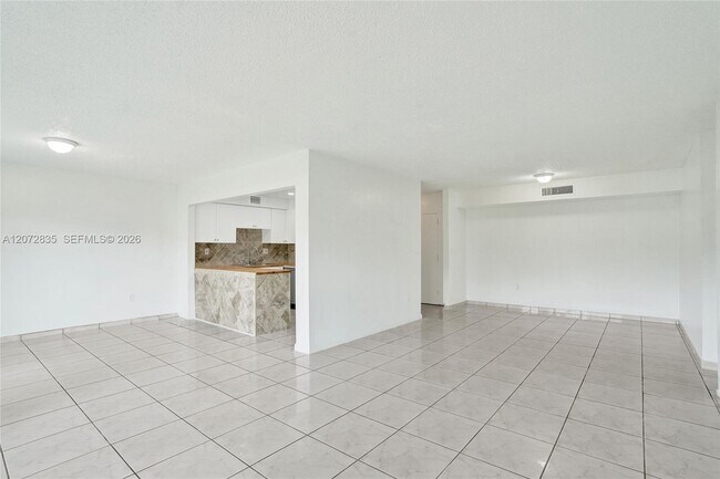 Building Photo - 5700 SW 127th Ave