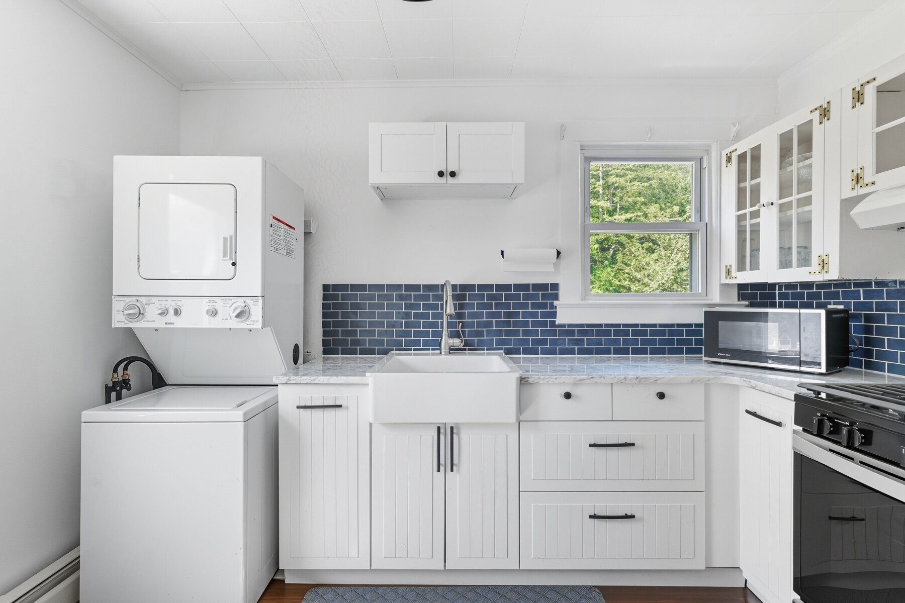 Building Photo - 115 Billian St