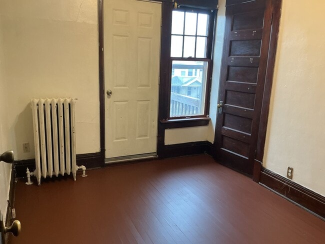 Building Photo - 800-802 S 32nd St