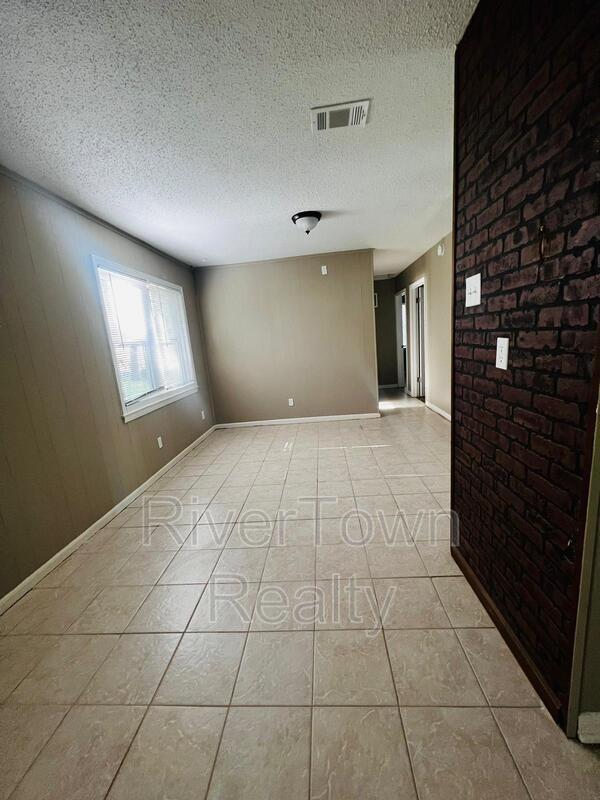 Building Photo - 4180 Kerwin Dr