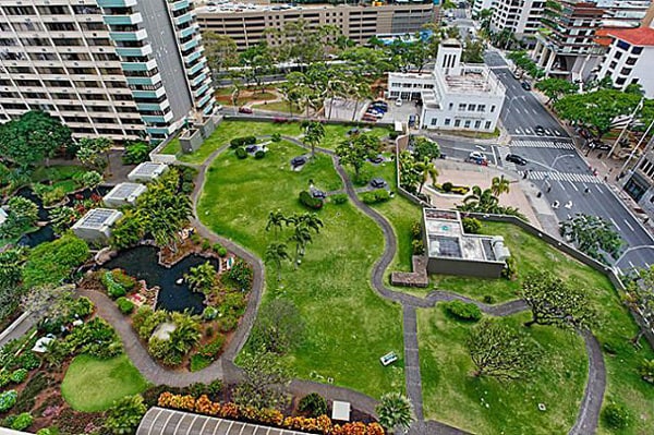 Building Photo - 1255 Nuuanu Ave