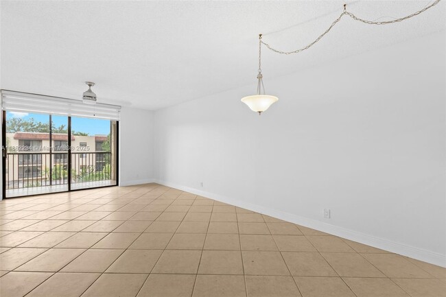 Building Photo - 10501 W Broward Blvd