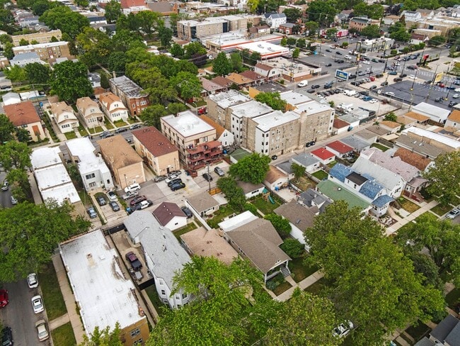 Building Photo - 4711 W Patterson Ave