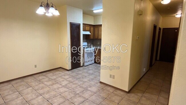 Building Photo - 642 Welston Cir