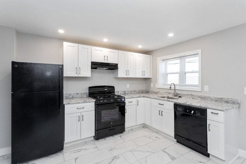 Building Photo - 7704 Gough St