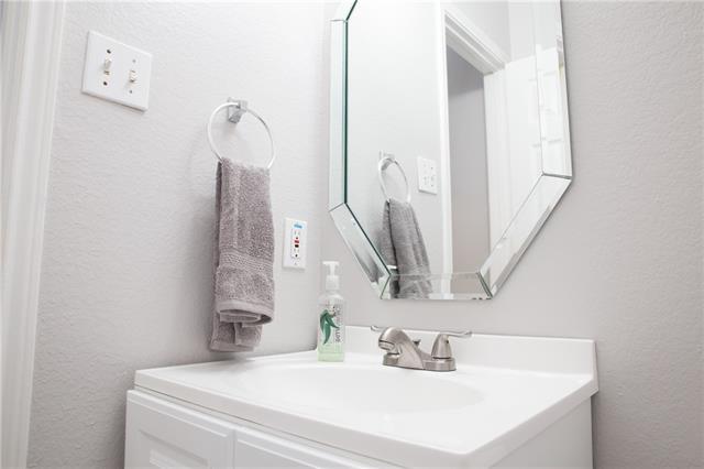 Building Photo - 2021 Reddenson Dr