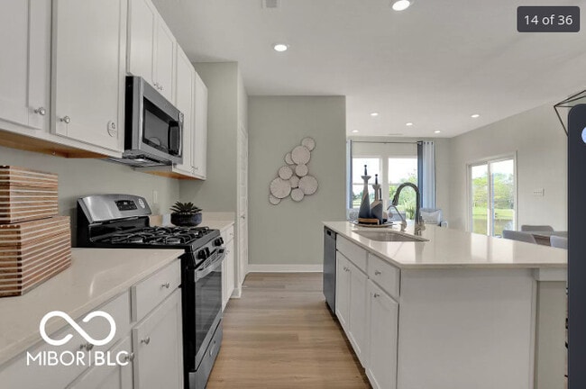 Building Photo - 1104 Sunderland Dr