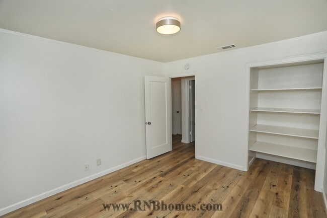 Building Photo - 3141 63rd St