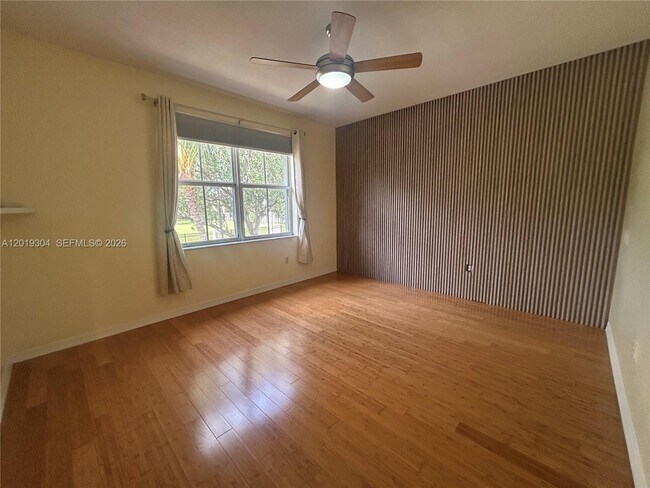 Building Photo - 254 Riverwalk Cir