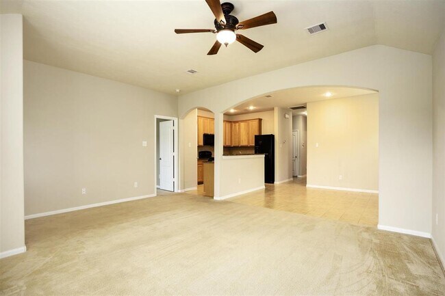 Building Photo - 11403 E Lake Gables Dr