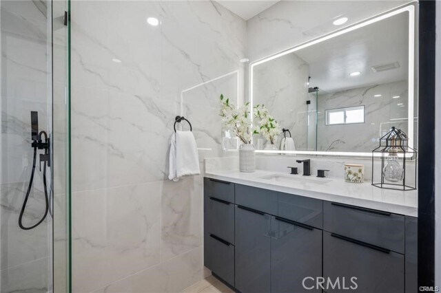 Building Photo - 2734 Armour Ln