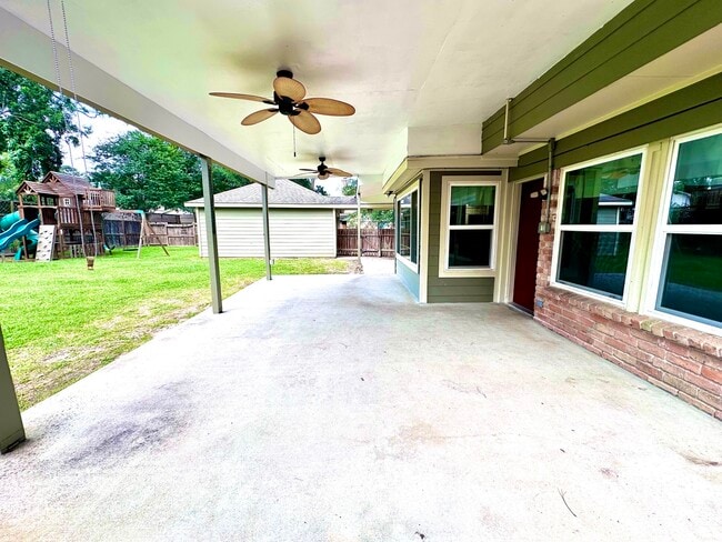 Building Photo - 17502 Cassina Dr