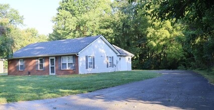 Building Photo - 2401 Mona Vista Ct