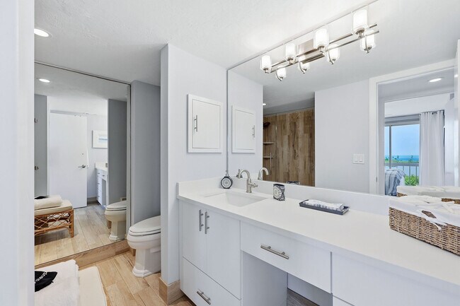Building Photo - 5501 Heron Point Dr
