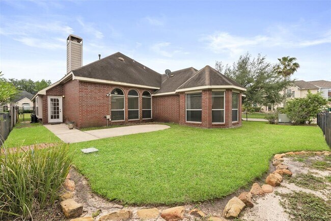 Building Photo - 12058 Miramar Shores Dr