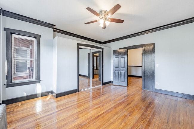 Building Photo - 6213 S Loomis Blvd