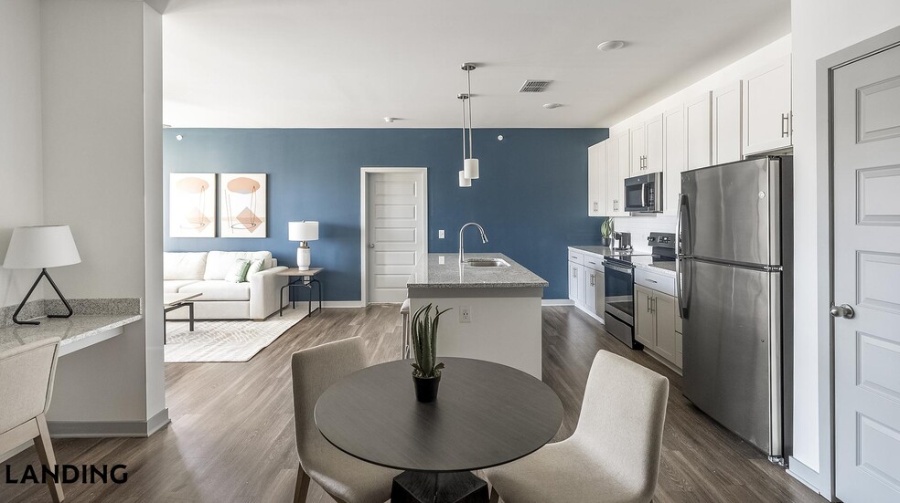 Building Photo - 100 Wildwood Ct