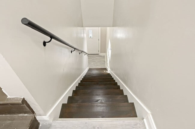 Building Photo - 1523 S East St